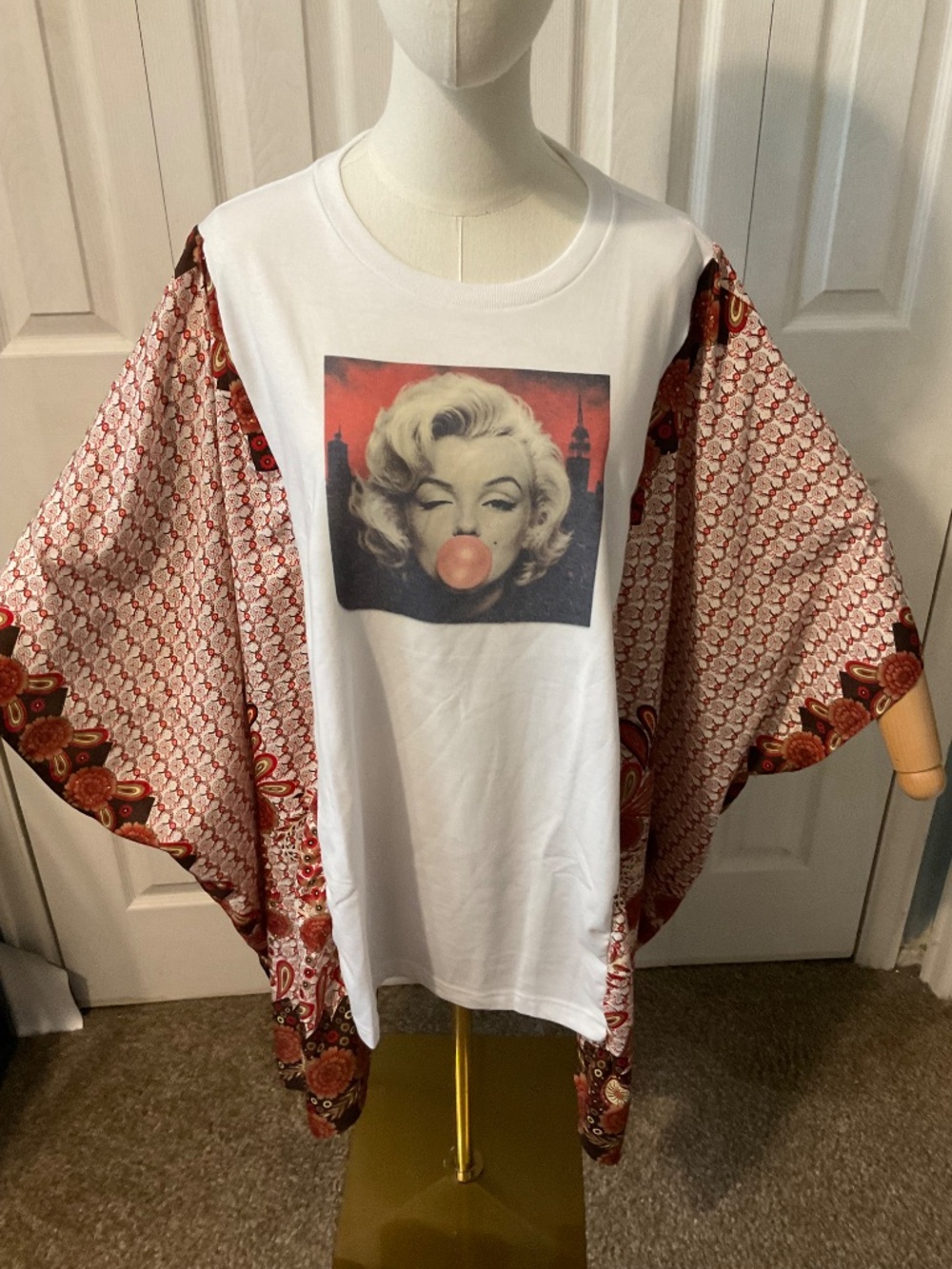 Marilyn Monroe Upcycled Graphic T-Shirt with Flowy Printed Sleeves - OSFM